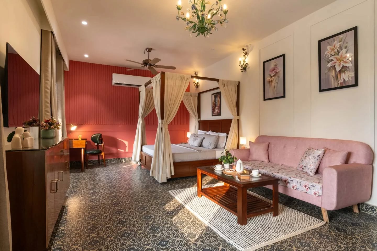 Luxurious Staycation Villa in Karnal